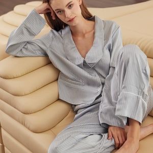 NWT NAP The Lazy Cat PJ Set Size Small, Gray